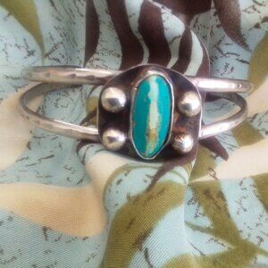 Beautiful Sterling Silver Cuff with Stone stamped 925